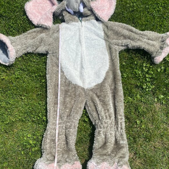 16- (1love) The Graytest Relephant Costume - Picture 7 of 15